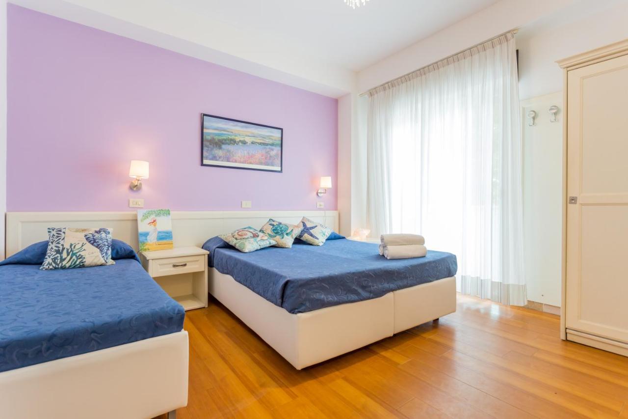 Hotel Mon Pays Riccione Esterno foto